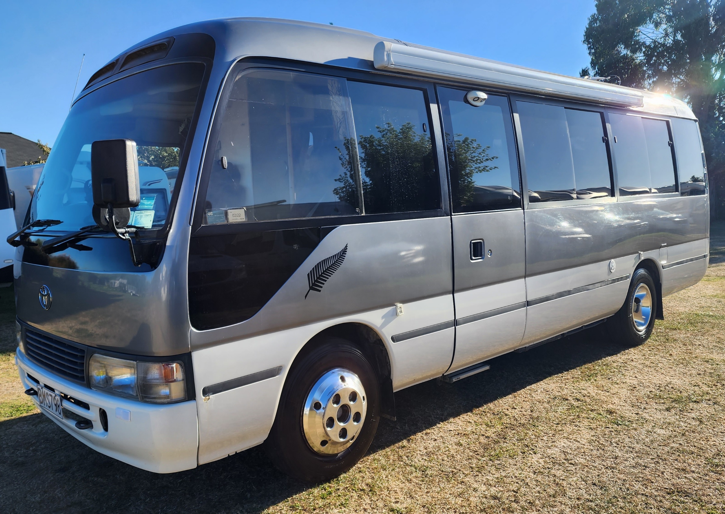 1993 Toyota Coaster RVfinders